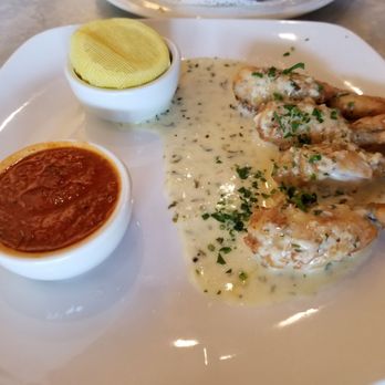 Chez Pierre - Frog legs provencal at happy hour - French Near Me - Palm Desert, California Chez Pierre - Frog legs provencal at happy hour - French Near Me - Palm Desert, California