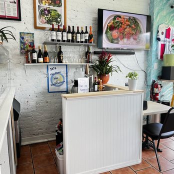 Poke Tiky Bar - Sushi Bars Near Me - Brooklyn, New York