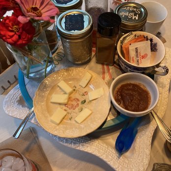 Red Lantern Bed & Breakfast - That's homemade apple butter on the right. Sooooo delish! - Bed & Breakfast Near Me - Meyersdale, Pennsylvania Red Lantern Bed & Breakfast - That's homemade apple butter on the right. Sooooo delish! - Bed & Breakfast Near Me - Meyersdale, Pennsylvania