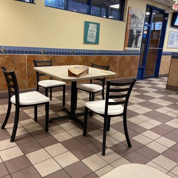White Castle - Burgers Near Me - Collinsville, Illinois