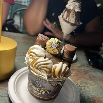 Spiked Rich Nitrogen Ice Cream - Ferrero crunch ice cream - Ice Cream & Frozen Yogurt Near Me - Doral, Florida Spiked Rich Nitrogen Ice Cream - Ferrero crunch ice cream - Ice Cream & Frozen Yogurt Near Me - Doral, Florida