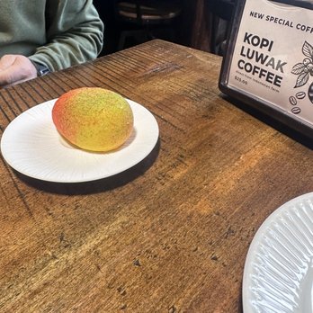 Emish Market - Mango Mousse Cake - International Grocery Near Me - Fife, Washington