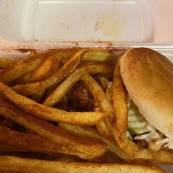 Angry Chickz - I asked them to add hot seasoning to my fries, and they delivered - Southern Near Me - Los Angeles, California