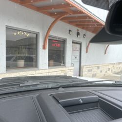 JT Nail Spa - Front door