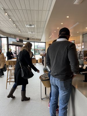 Strings Ramen Shop Lakeview by null