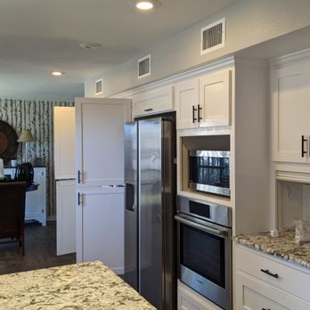 Gilbert's Handyman Services - Cabinet painting - Painters Near Me - San Antonio, Texas Gilbert's Handyman Services - Cabinet painting - Painters Near Me - San Antonio, Texas