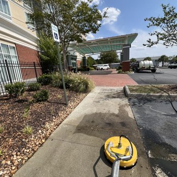 EcoClear Dothan - Concrete cleaning at the Double Tree in Dothan - Pressure Washers Near Me - Slocomb, Alabama EcoClear Dothan - Concrete cleaning at the Double Tree in Dothan - Pressure Washers Near Me - Slocomb, Alabama