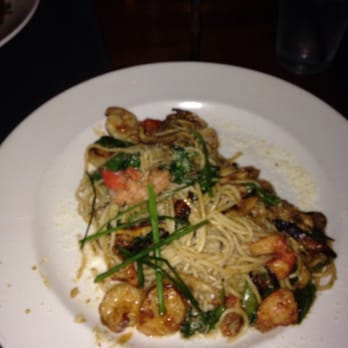 Yard House - Lobster - Shrimp- Crab - Bars Near Me - San Antonio, Texas Yard House - Lobster - Shrimp- Crab - Bars Near Me - San Antonio, Texas