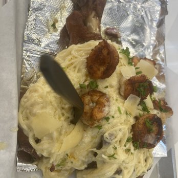Stuff My Turkey - Alfredo Pasta Stuffed Turkey Leg - Chicken Wings Near Me - Las Vegas, Nevada