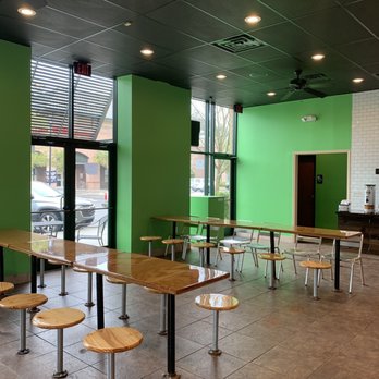 Poke Bros - Seating - Hawaiian Near Me - Mount Pleasant, South Carolina