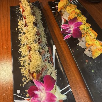 Morimoto - Tiger roll / Salmon Jalapeño roll - Japanese Near Me - Las Vegas, Nevada Morimoto - Tiger roll / Salmon Jalapeño roll - Japanese Near Me - Las Vegas, Nevada