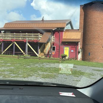 Cuz's Uptown Barbeque - Barbeque Near Me - Pounding Mill, Virginia