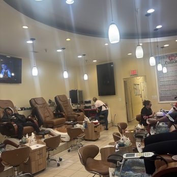 Zen Nails Studio - Nail Salons Near Me - Oxon Hill, Maryland