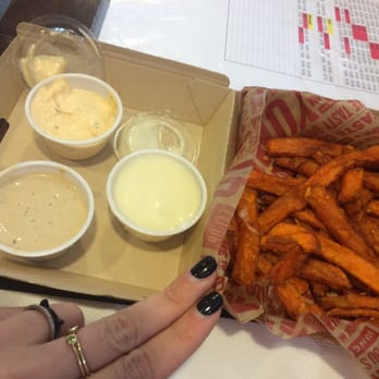 Applebee's Grill + Bar - Sweet potato fries - American Near Me - Hackensack, New Jersey