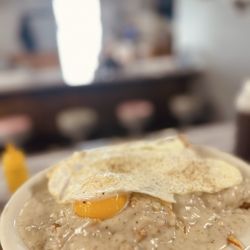 Vicki's Cozy Cafe - Hillbilly Haystack
