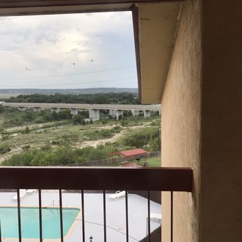 Econo Lodge - Hotels Near Me - Junction, Texas
