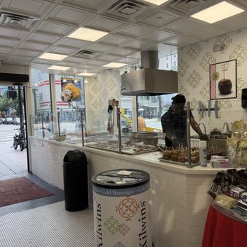 Kilwins Ice Cream - Chocolate - Fudge - Where the magic happens - Ice Cream & Frozen Yogurt Near Me - New Orleans, Louisiana Kilwins Ice Cream - Chocolate - Fudge - Where the magic happens - Ice Cream & Frozen Yogurt Near Me - New Orleans, Louisiana