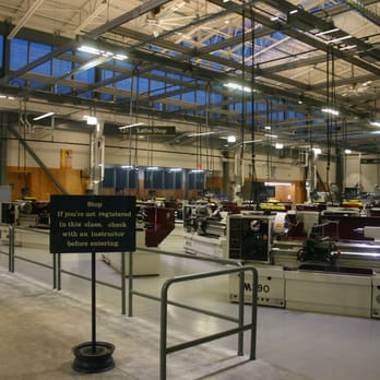 Triplett Wellman Contractors - the inside of a factory - General Contractors Near Me - Woodburn, Oregon Triplett Wellman Contractors - the inside of a factory - General Contractors Near Me - Woodburn, Oregon