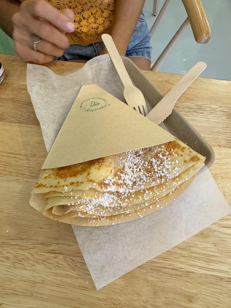Crepesology Logo