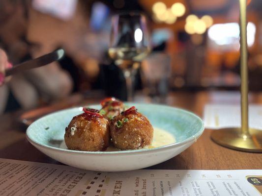 Bourbon & Burger by null