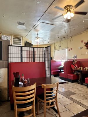 Banh Xeo Quan by null