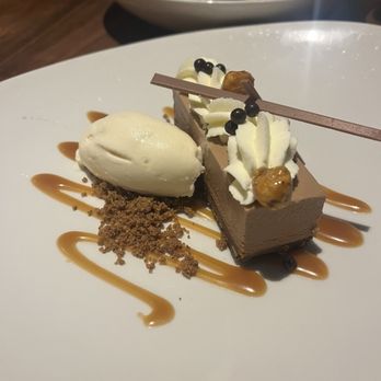 THE RANCH Restaurant - Hazelnut crunch bar (close) toffee pudding (back) - New American Near Me - Anaheim, California THE RANCH Restaurant - Hazelnut crunch bar (close) toffee pudding (back) - New American Near Me - Anaheim, California