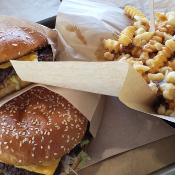 Burgers Park - Burgers Near Me - North York, Ontario