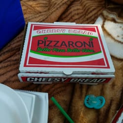Pizzaroni - South Gate - great pizza loved the cheesy bread