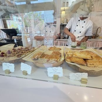 La Maison Jaune Cafe - Bakeries Near Me - Philadelphia, Pennsylvania