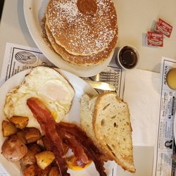 Marshland Restaurant & Bakery - Big breakfast