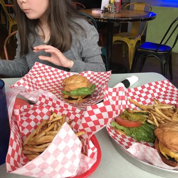 Stacked STL - Burgers Near Me - Saint Louis, Missouri