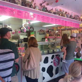 Licks Unlimited - Ice Cream & Frozen Yogurt Near Me - Excelsior, Minnesota