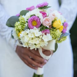 MyFlorist - Small wedding bouquet