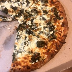Goodfello's Pizza Pasta & Grille - Overcooked and dry spinach pizza, needs more garlic butter white sauce. The spinach was also in very large clumps... and was a bit much.