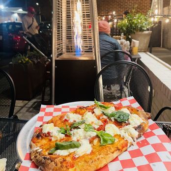 Stracci Pizza - Mama Mia!!! This is what I'm choosing as my last meal on earth - Pizza Near Me - Alexandria, Virginia