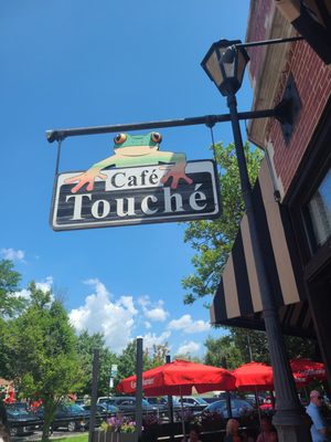 Café Touché by null