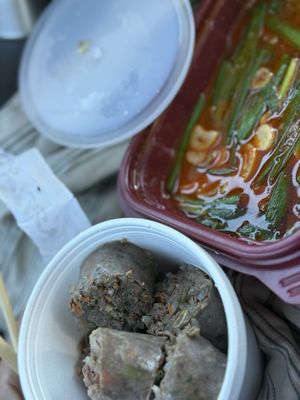 부산 돼지국밥 Busan Daegee Gukbap by null