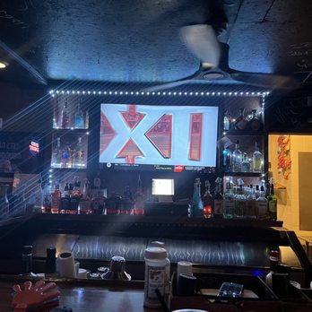 legends bar and grill - a bar with a large screen - Burgers Near Me - Talihina, Oklahoma legends bar and grill - a bar with a large screen - Burgers Near Me - Talihina, Oklahoma