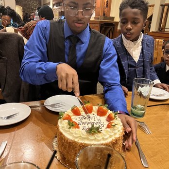 Flowers Bakery and Cafe - It was a pretty cake tho... - Bakeries Near Me - Hyattsville, Maryland Flowers Bakery and Cafe - It was a pretty cake tho... - Bakeries Near Me - Hyattsville, Maryland