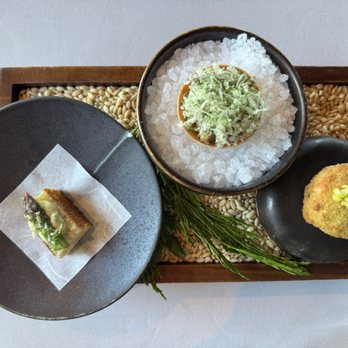 Canlis - New American Near Me - Seattle, Washington