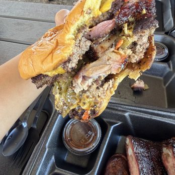 Smoak Town BBQ - Smash burger with pork belly burnt ends with green chilis - Food Trucks Near Me - Rockwall, Texas Smoak Town BBQ - Smash burger with pork belly burnt ends with green chilis - Food Trucks Near Me - Rockwall, Texas