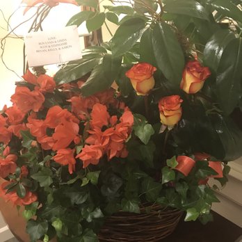 Holliday Flowers & Events - Florists Near Me - Memphis, Tennessee Holliday Flowers & Events - Florists Near Me - Memphis, Tennessee