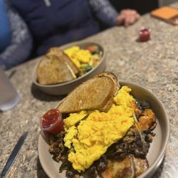 Blue Heron Cafe & Bakery - Breakfast bowls