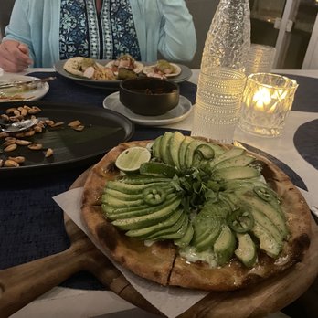 Ocean Social - Avocado pizza - Breakfast & Brunch Near Me - Miami Beach, Florida Ocean Social - Avocado pizza - Breakfast & Brunch Near Me - Miami Beach, Florida