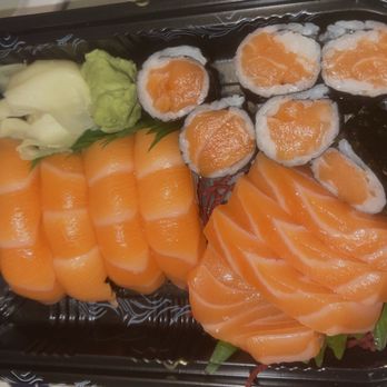 Yellowtail Japanese Bistro - Salmon Lover Sushi/Sashimi Combo - Japanese Near Me - Rutherford, New Jersey Yellowtail Japanese Bistro - Salmon Lover Sushi/Sashimi Combo - Japanese Near Me - Rutherford, New Jersey