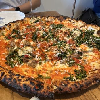 DAMNFiNE pizza - Lil smokey - Pizza Near Me - San Francisco, California