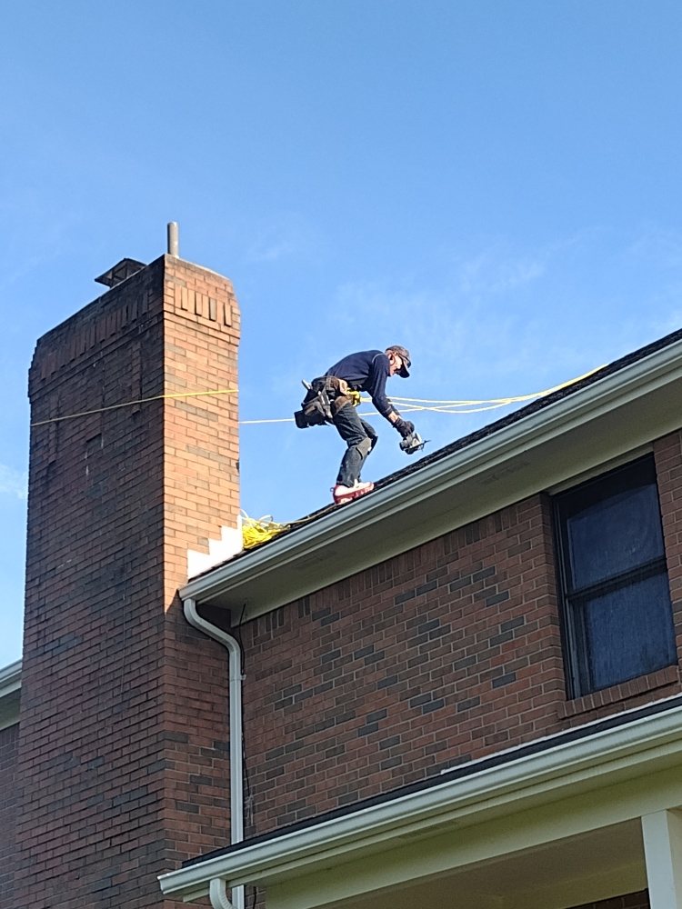 Slide of B & T Contracting