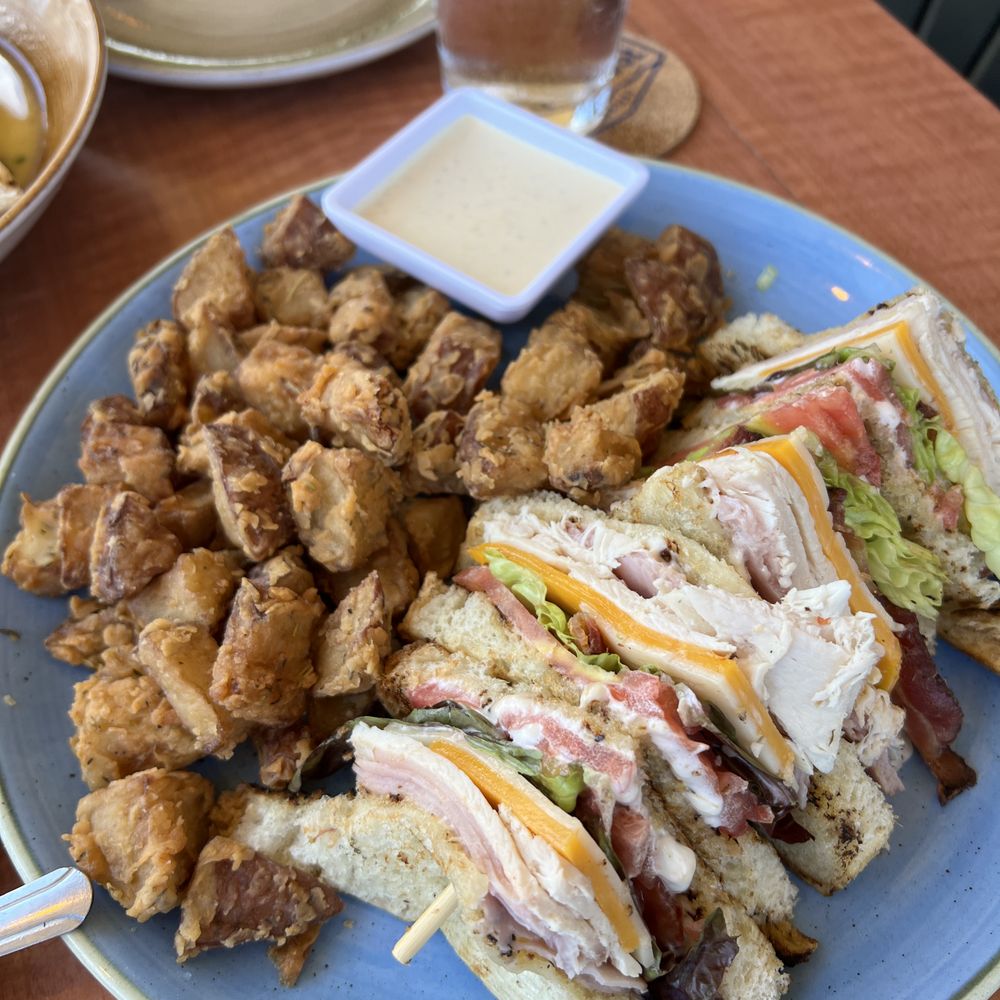 Beach House - Beach House Club - Bars Near Me - Pompano Beach, Florida Beach House - Beach House Club - Bars Near Me - Pompano Beach, Florida