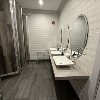Hudson House - Bathroom - Venues & Event Spaces Near Me - Jersey City, New Jersey