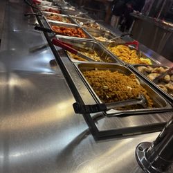 Lewiston Mandarin Buffet - One of the four (or five) rows of available dishes.